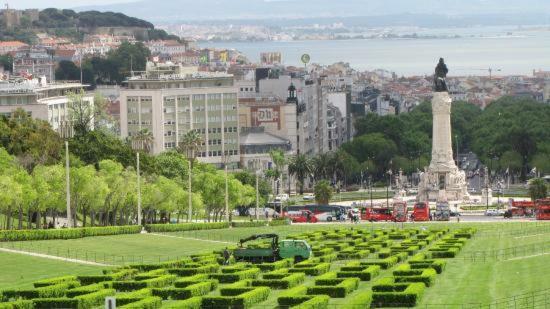 Comfortable Apartment In Marques De Pombal Lissabon Exterior foto