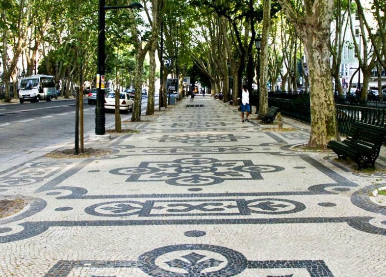 Comfortable Apartment In Marques De Pombal Lissabon Exterior foto